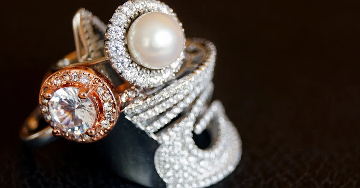découvrez notre collection élégante de bijoux en or, alliant design raffiné et qualité exceptionnelle pour sublimer votre style au quotidien.