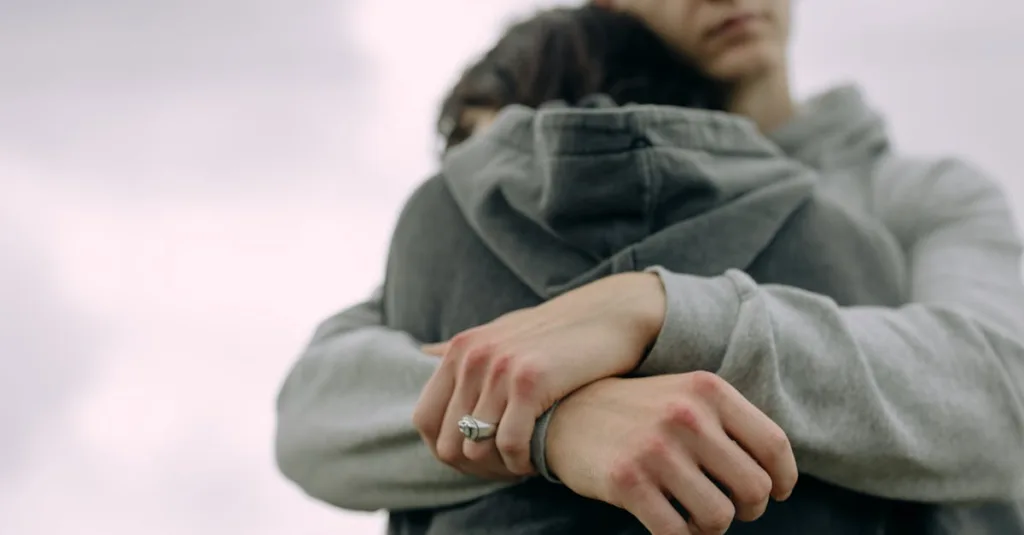 découvrez l'expression authentique des émotions avec true feelings, une exploration profonde des sentiments vrais et sincères.