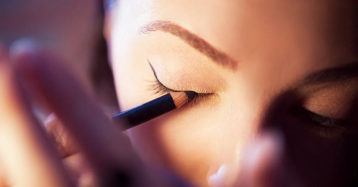 découvrez nos astuces beauté pour révéler votre éclat naturel au quotidien et sublimer votre peau et vos cheveux.