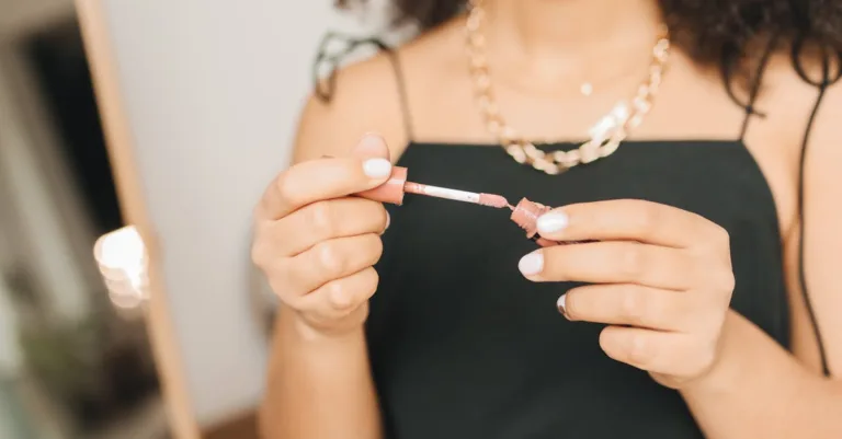 découvrez glowssip, la plateforme incontournable pour des conseils beauté, astuces bien-être et tendances lifestyle qui illuminent votre quotidien.