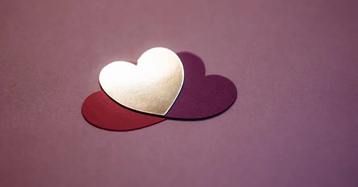 découvrez la compatibilité amoureuse entre vous et votre partenaire pour mieux comprendre votre relation et renforcer vos liens.