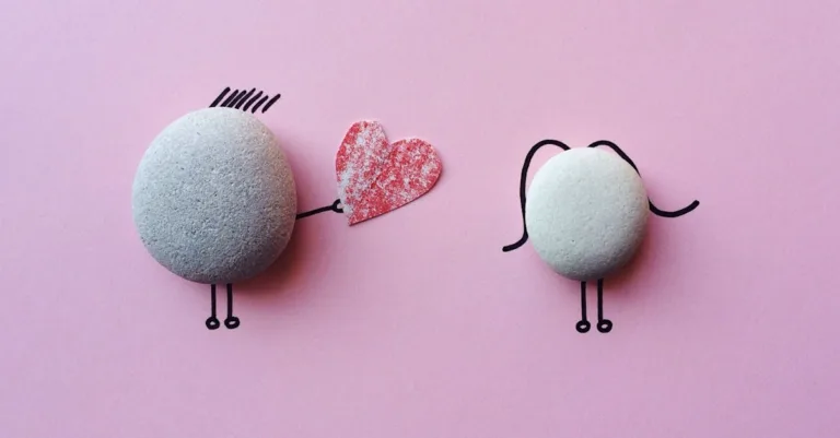 découvrez la compatibilité amoureuse entre vous et votre partenaire grâce à notre analyse détaillée. explorez les affinités, les forces et les défis pour une relation harmonieuse et épanouissante.
