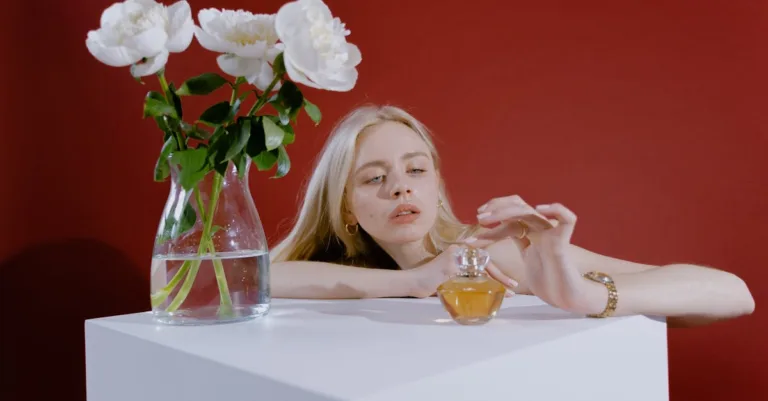 découvrez patyka, la marque française de cosmétiques naturels alliant efficacité et respect de l'environnement pour une beauté saine et éclatante.