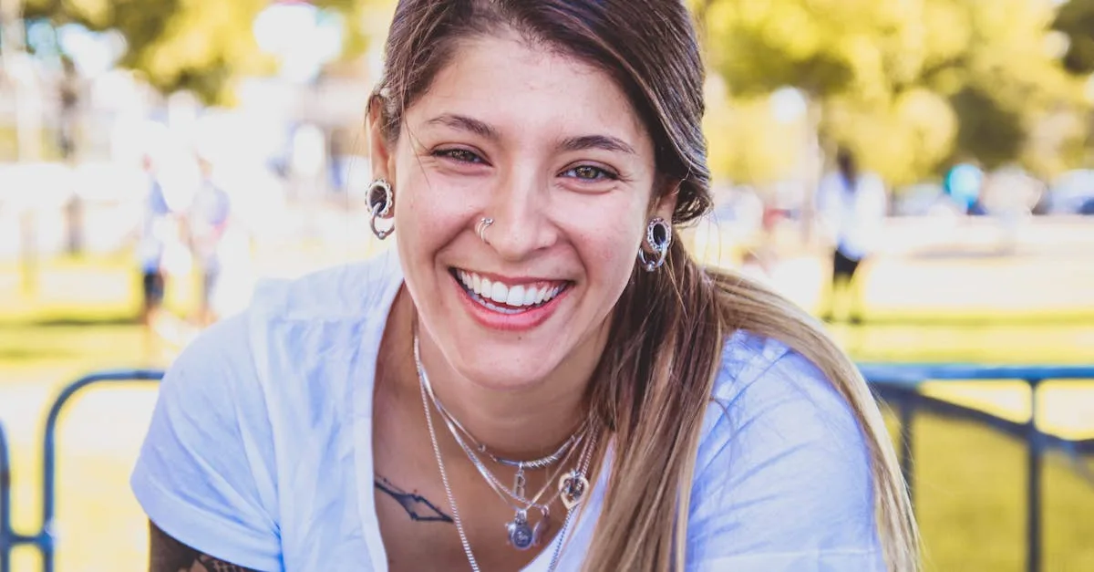 découvrez les avantages du piercing conque : style unique, expression personnelle et beauté audacieuse pour sublimer votre oreille.
