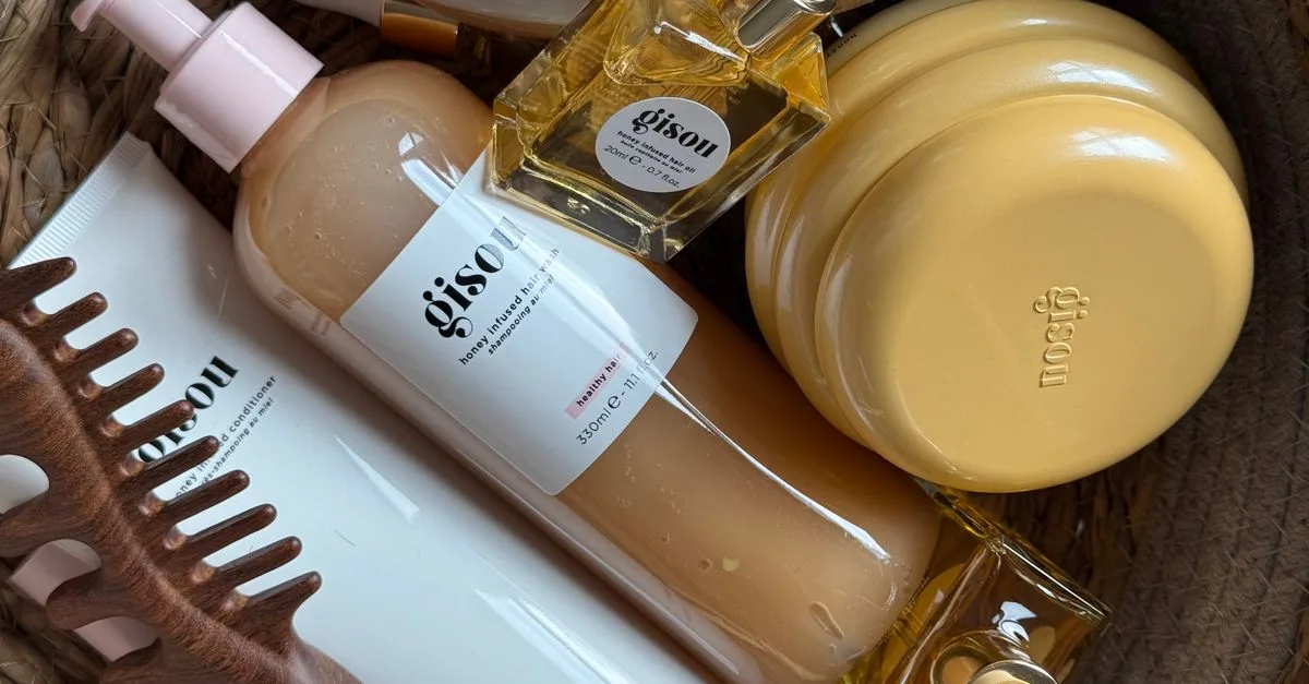 découvrez notre gamme de produits capillaires de qualité pour tous types de cheveux. soins, shampoings, après-shampoings et traitements pour des cheveux sains et brillants.
