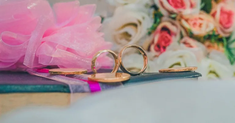 découvrez notre collection exclusive de bijoux alliant élégance et savoir-faire pour sublimer votre style au quotidien.