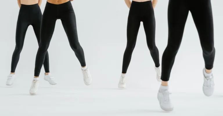 découvrez notre collection de leggings confortables et stylés, parfaits pour toutes vos activités quotidiennes et sportives.