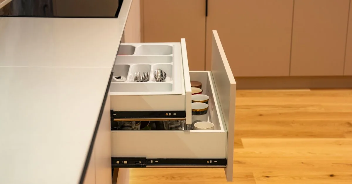 découvrez des astuces et conseils pour une organisation minimaliste, alliant simplicité et efficacité dans votre quotidien.