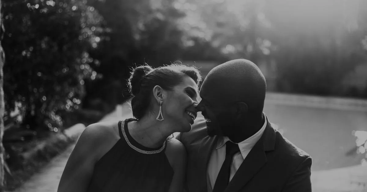 découvrez des conseils et astuces pour entretenir et enrichir vos relations, qu'elles soient amoureuses, amicales ou familiales.