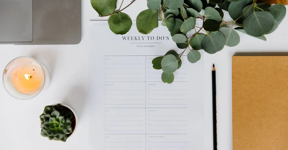organisez votre semaine efficacement avec notre planner hebdomadaire. planifiez vos tâches, rendez-vous et objectifs pour rester productif et serein au quotidien.