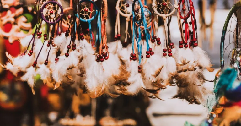 découvrez notre collection de charms élégants et personnalisables pour sublimer vos bijoux et exprimer votre style unique.