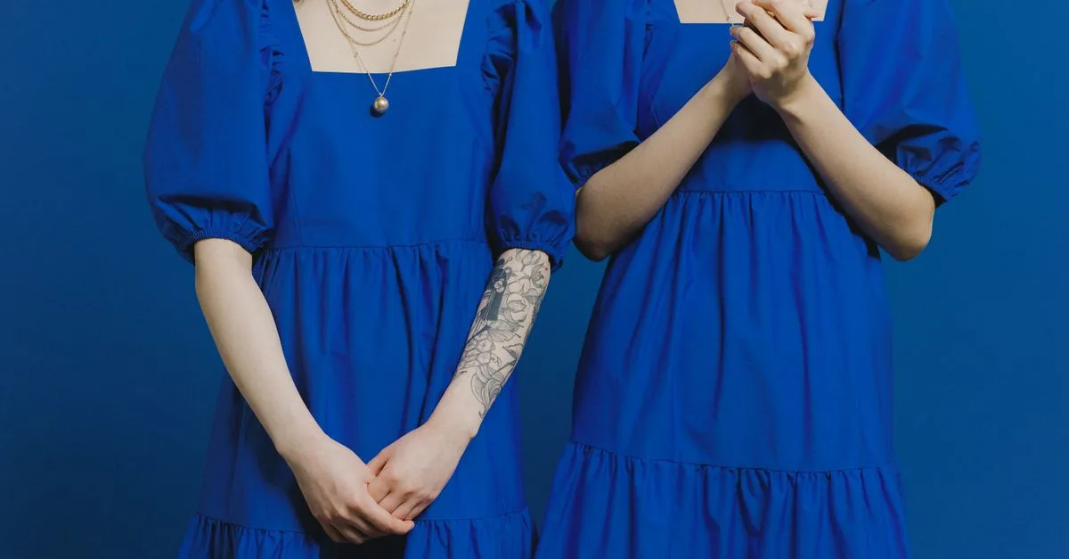 le fermoir de votre collier s’ouvre sans cesse ? découvrez les causes possibles et des solutions simples pour le garder bien fermé et éviter de le perdre.